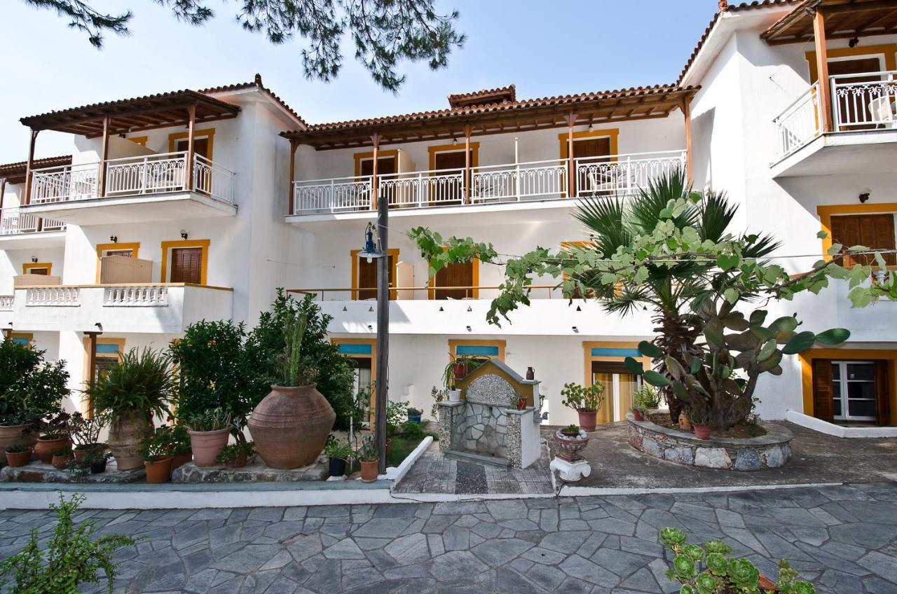 Zaneta Hotel & Apartments Neo Klima Exterior foto